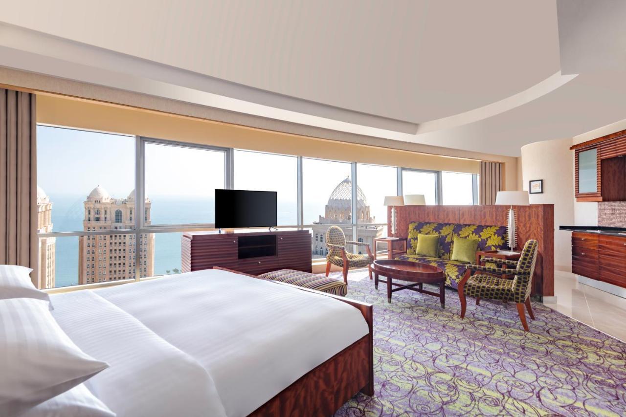 Qabila Westbay Hotel By Marriott Доха Екстер'єр фото A guest room at the hotel