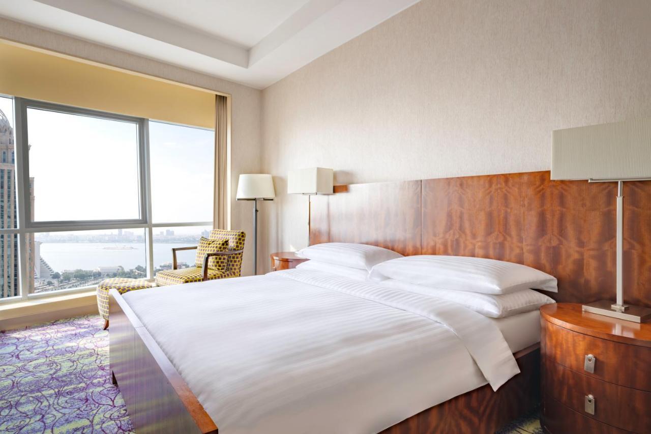Qabila Westbay Hotel By Marriott Доха Екстер'єр фото A bedroom at the hotel
